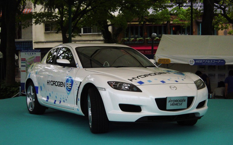 Mazda_RX8_hydrogen_rotary_car_1