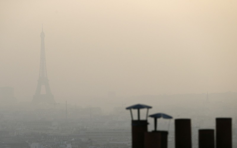 o-PARIS-POLLUTION-facebook