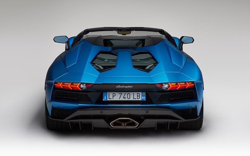 2018-Lamborghini-Aventador-S-Roadster-V4-1080